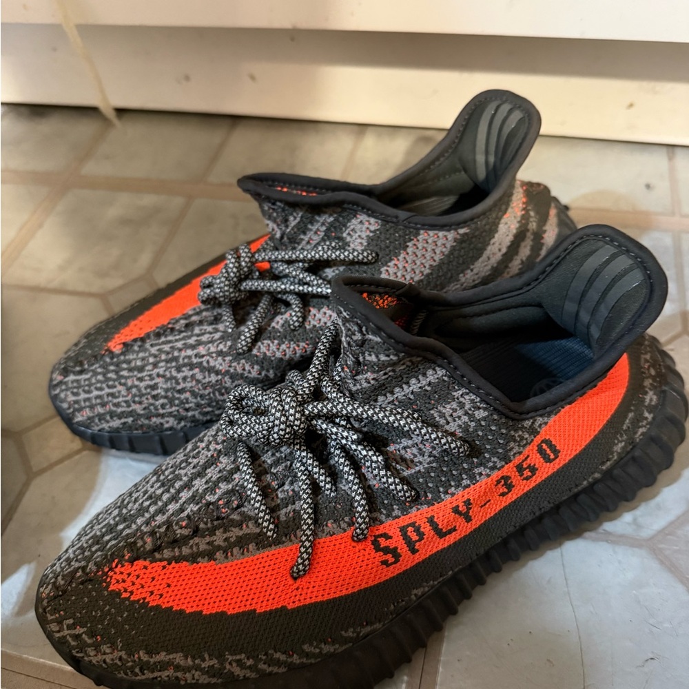 Womens adidas yeezys size 8